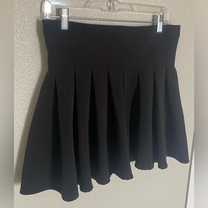 Princess Polly Black Pleated Skirt
